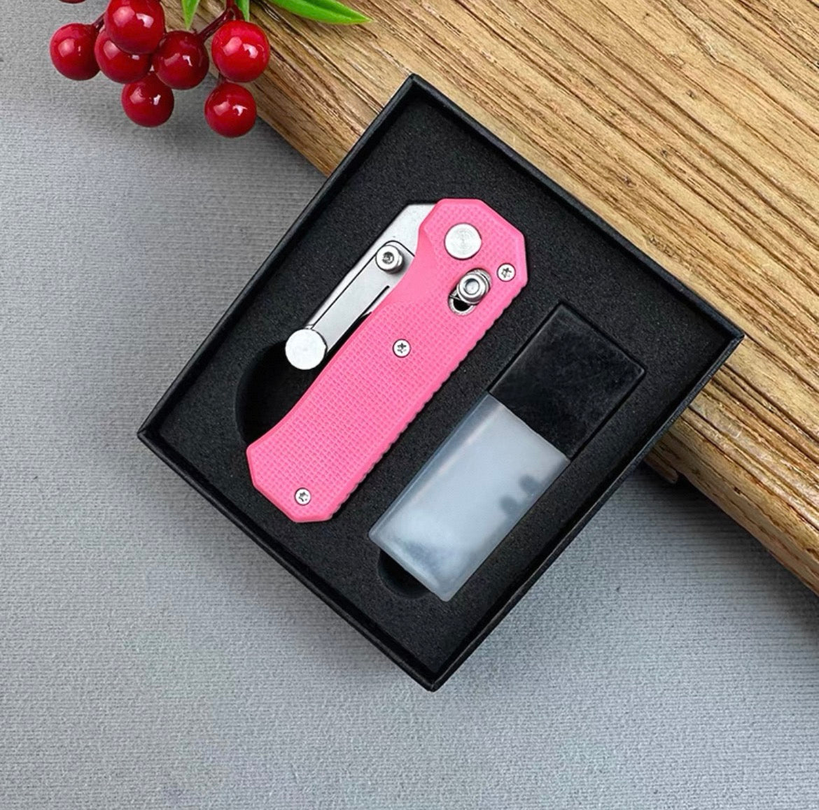 K36 Folding Utility Knife